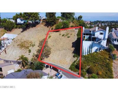 /international/us/5140-baza-ave-woodland-hills-ca-110101092679/