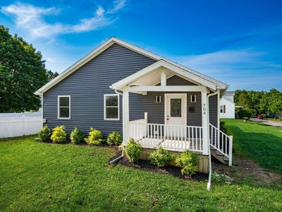 /international/us/704-e-columbus-street-kenton-oh-110108416113/