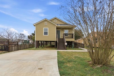 /international/us/2510-avenue-a-port-arthur-tx-110108191287/