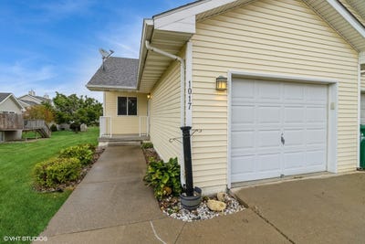 /international/us/1017-10th-avenue-nw-altoona-ia-110108570462/