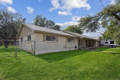 /international/us/403-n-baugh-street-alvarado-tx-110100425845/