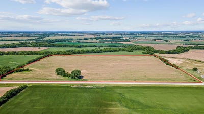/international/us/2545-highway-77-lincolnville-ks-110107894429/