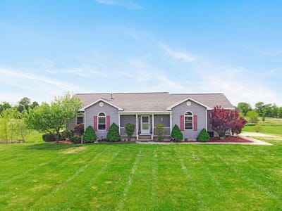 /international/us/8860-timber-lane-charlotte-mi-110108478293/
