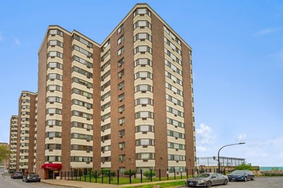 /international/us/7337-south-shore-drive-chicago-il-110105846471/