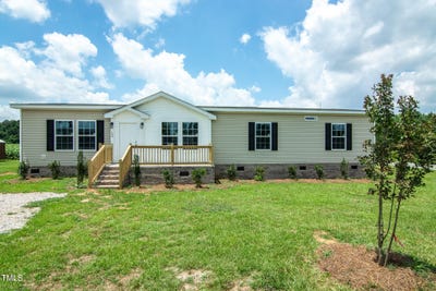 /international/us/100-cottonwood-court-kenly-nc-110100627835/