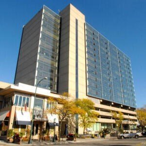 /international/us/555-s-old-woodward-avenue-birmingham-mi-110106298542/