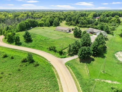 /international/us/2490-deer-drive-stanchfield-mn-110119291370/