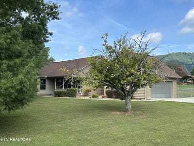 /international/us/449-old-middlesboro-hwy-lafollette-tn-110101163196/