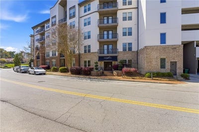 /international/us/901-abernathy-road-ne-atlanta-ga-110106500225/