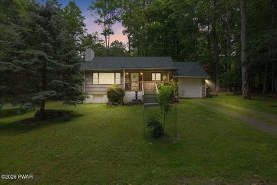 /international/us/107-maple-drive-greentown-pa-110109110265/