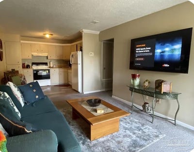 /international/us/3208-f-redwood-ln-gulf-breeze-fl-110106980442/