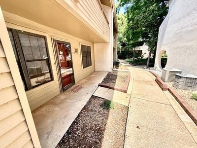 /international/us/11120-n-stratford-drive-oklahoma-city-ok-110101169003/