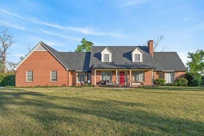 /international/us/74-n-gill-st-hazlehurst-ga-110106791286/