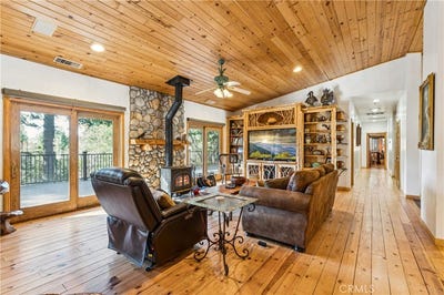 /international/us/268-cedarbrook-twin-peaks-ca-110105416239/