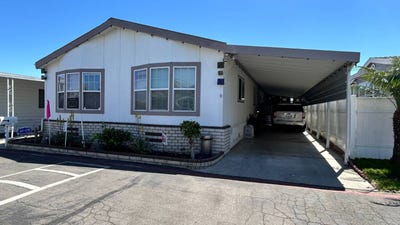 /international/us/108-parrot-lane-fountain-valley-ca-110106727636/