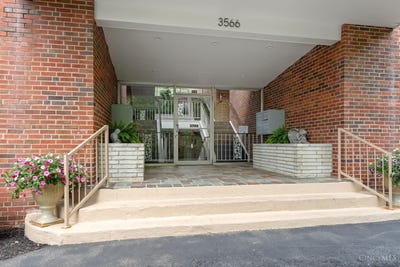 /international/us/3566-amberacres-drive-cincinnati-oh-110108877020/