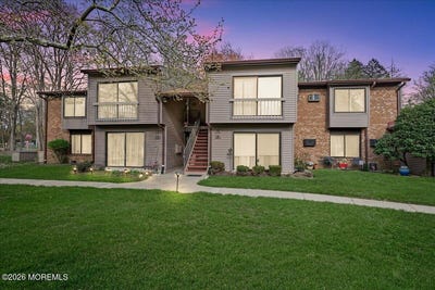 /international/us/18-lexington-court-red-bank-nj-110107438255/
