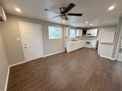 /international/us/907-stover-avenue-sw-albuquerque-nm-110108657132/