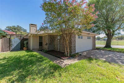/international/us/1710-magnolia-lane-euless-tx-110120424763/