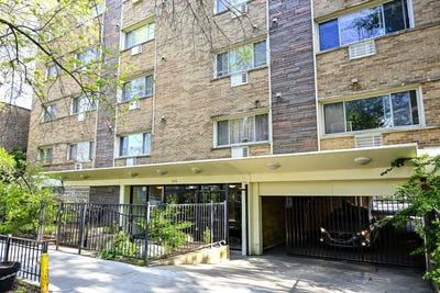 /international/us/1415-w-lunt-avenue-chicago-il-110108474552/