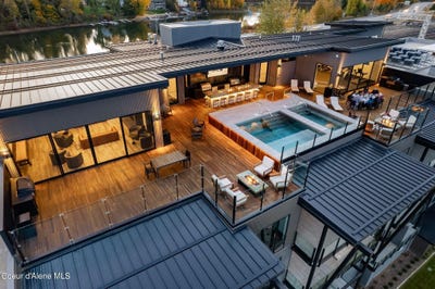 /international/us/802-sandpoint-ave-sandpoint-id-110100687698/