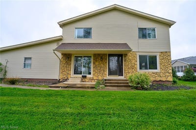 /international/us/378-deepwood-drive-wadsworth-oh-110107894268/
