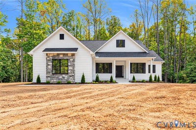 /international/us/8018-pembroke-circle-spotsylvania-va-110120725170/
