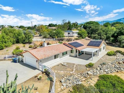 /international/us/15902-camino-de-oro-valley-center-ca-110107858039/