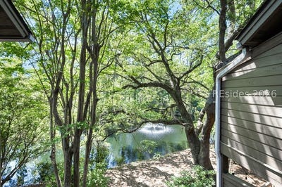 /international/us/50-yacht-cove-drive-hilton-head-island-sc-110107397356/