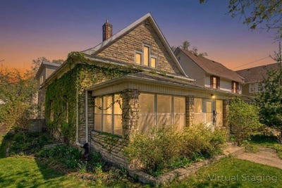 /international/us/3917-garfield-avenue-minneapolis-mn-110106183492/