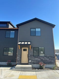 /international/us/3780-philbin-road-pocatello-id-110108028300/