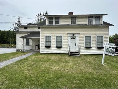 /international/us/2072-n-main-street-londonderry-vt-110103416386/