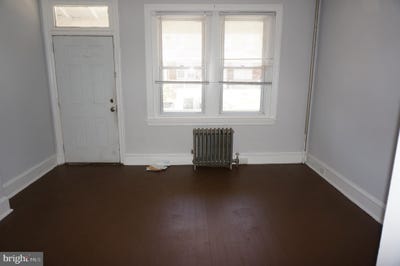 /international/us/124-knox-street-norristown-pa-110108447855/
