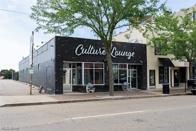 /international/us/331-cleveland-avenue-nw-canton-oh-110108445406/