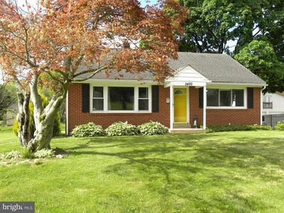 /international/us/2400-strasburg-road-coatesville-pa-110108296179/