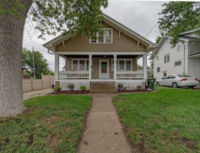 /international/us/2116-s-paxton-st-sioux-city-ia-110120459552/