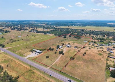 /international/us/6051-highway-279-brownwood-tx-110101435174/