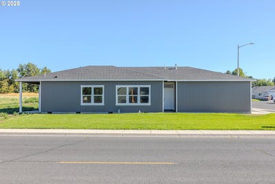/international/us/821-se-9th-dr-hermiston-or-110101705257/