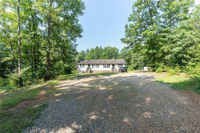 /international/us/4349-chappell-road-keysville-va-110100812570/