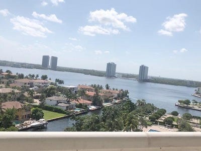 /international/us/2000-island-boulevard-aventura-fl-110106451072/