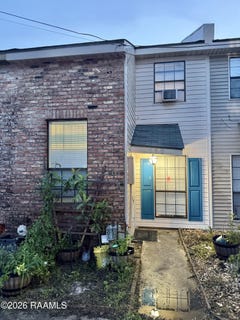 /international/us/112-s-saint-pierre-street-broussard-la-110108501817/