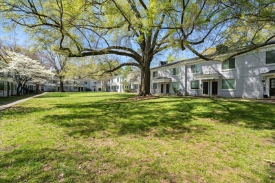 /international/us/585-e-parkway-memphis-tn-110106037830/