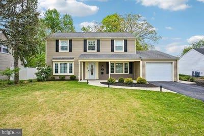 /international/us/29-bartlett-lane-willingboro-nj-110107733319/