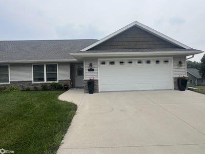 /international/us/914-s-18th-street-clarinda-ia-110101366763/