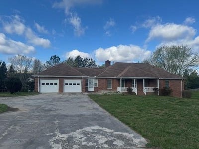 /international/us/5677-bentley-road-cumming-ga-110107777054/