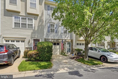 /international/us/112-cahill-drive-alexandria-va-110108190790/