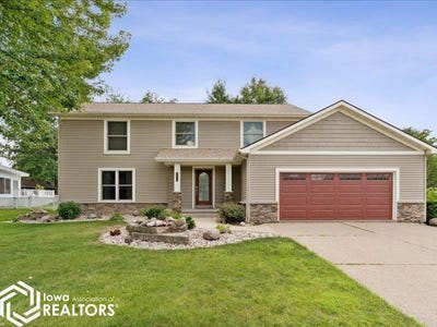 /international/us/3109-crystal-drive-burlington-ia-110100678838/