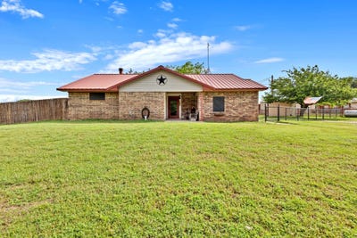 /international/us/170-clover-lane-decatur-tx-110107441440/