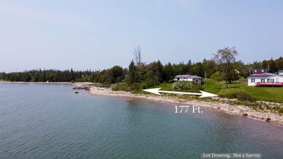 /international/us/409-s-superior-st-de-tour-village-mi-110085400647/?lang=id