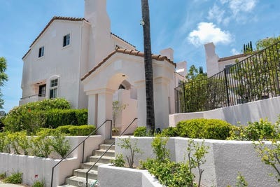 /international/us/4341-freedom-drive-calabasas-ca-110108380378/